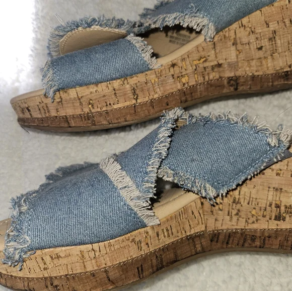 Comfort Est 1946 Womans Denim Slip On Shoes Size 11 - Picture 5 of 7